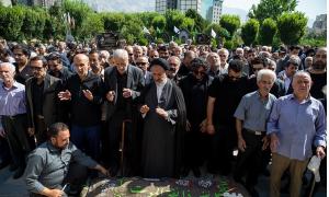 تشییع حسین آهی تشییع حسین آهی