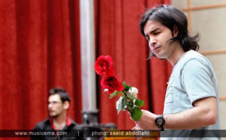 اجرای پرشور محسن یگانه در بندرعباس