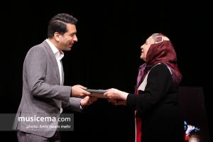 مراسم رونمایی از کتاب «خنیاگر آسمانی» و آلبوم «بگو کجایی» با صدای محمد معتمدی