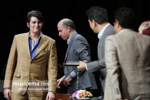 مراسم رونمایی از کتاب «خنیاگر آسمانی» و آلبوم «بگو کجایی» با صدای محمد معتمدی