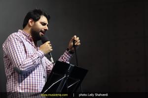 کنسرت وحید حاجی تبار - اسفند 1393 کنسرت وحید حاجی تبار - اسفند 1393